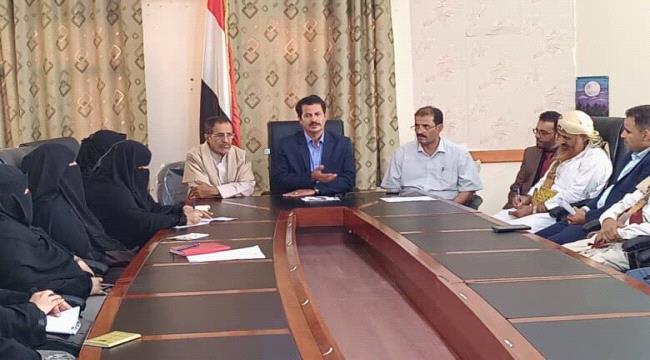 برئاسة نائب وزير التربية.. إقرار تخفيض رسوم المدارس الأهلية في مأرب بنسبة 15% استجابة للتحسن الاقتصادي ...