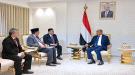 رئيس الوزراء يبحث مع سفير اندونيسيا الموقف الاندونيسي الداعم لليمن والحكومة ...