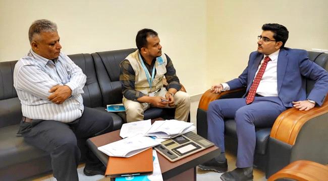 وزارة المياه والبيئة توقع اتفاقية مشروع تعميق وتأهيل بئر الرميلة بمأرب ...