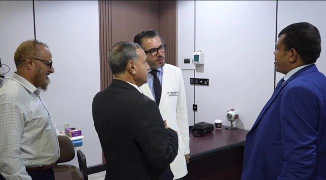 رئيس جامعة عدن يزور مستوصف العين التخصصي ويشيد بجهود طبية نوعية في عدن ...