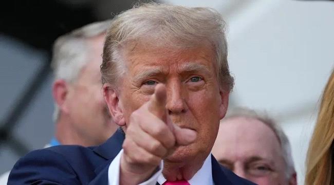 ترامب يرد بغضب على مراسلة: 
