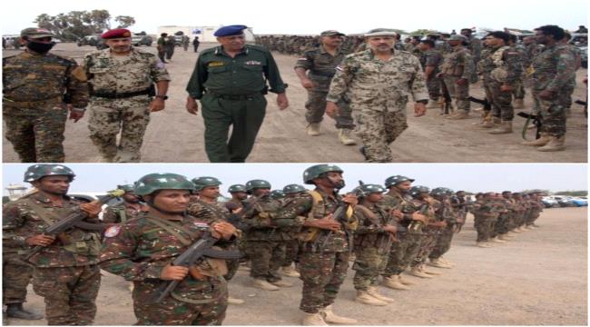 في زيارة ميدانية عيدية.. الأكوع ينقل تهاني العميد طارق صالح لأبطال أمن الساحل الغربي ...