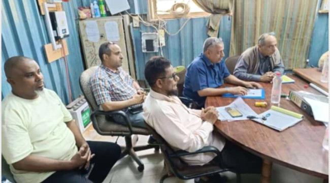 مؤسسة المياه تبحث خطة وتحديات التوزيع في عدن ...