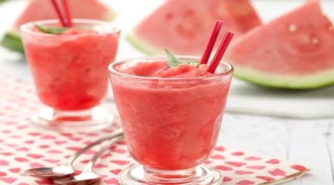 ماذا يحدث لكليتيك عند شرب كوب من عصير البطيخ على الريق؟ ...