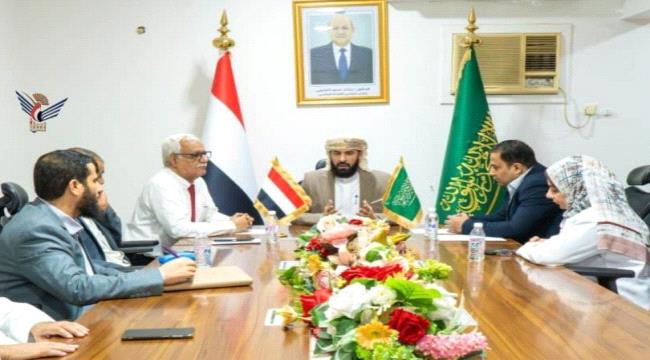 مكتب شؤون حجاج اليمن يوقع عقد الرعاية الصحية لموسم حج 1447هـ مع العبير الطبية ...