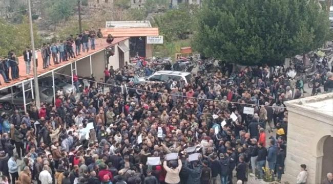 سوريا.. مظاهرات في الساحل وحمص وانتشار لقوى الأمن ...