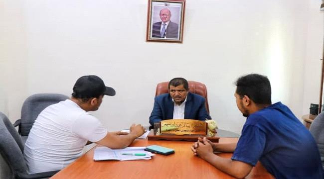   سلطة المهرة تبحث دعم وحدة علاج الأورام في مستشفى الغيضة وتذليل احتياجاتها ...