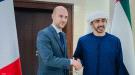 الإمارات وفرنسا تبحثان هاتفياً التطورات الإقليمية وتؤكدان ضرورة حماية أمن المنطقة وإمدادات الطاقة...