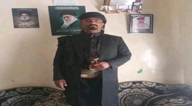 بسبب النشيد الوطني.. قيادي حوثي يقتحم مدرسة للبنات في إب ويهدد معلماتها بالسلاح ...