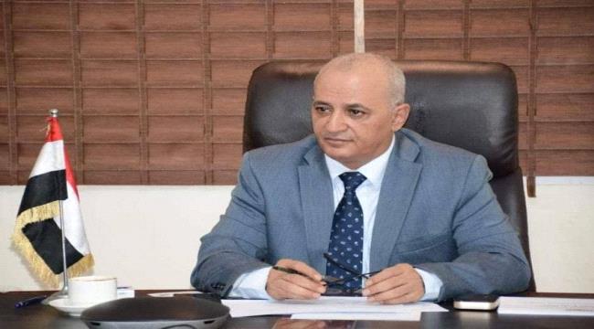 الشرجبي يوجّه هيئة حماية البيئة بدراسة ظاهرة نفوق الروبيان في سقطرى ...