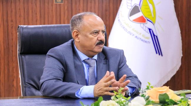 وزير النقل يؤكد تعزيز جاهزية قطاعات الطيران والموانئ في عدن ...