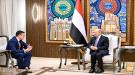 الرئيس العليمي يستقبل السفير الروسي ويحذر من تصعيد إيراني خطير ينتهك السيادة اليمنية قبيل جلسة طارئة لمجلس الأ...