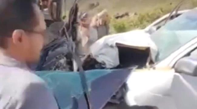 وفاة وإصابة 6 أشخاص في حادثتي سير مروعتين بمحافظة إب ...