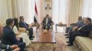وزير الداخلية يثمن جهود السفير الأمريكي في تعزيز التعاون الثنائي بين البلدين...