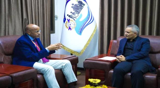 وزير الشؤون الاجتماعية يبحث مع 