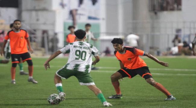 الروضة ووحدة عدن يتأهلان إلى نصف نهائي بطولة المريسي الرمضانية الـ30 لكرة القدم بعدن ...