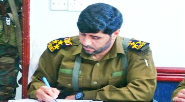 بذريعة التحكيم.. قيادي حوثي يبتز مستثمراً بـ 300 ألف دولار ووثائق عقارية في إب ...