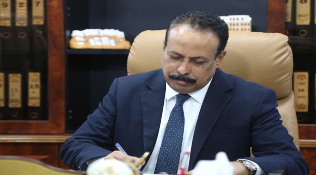 وزير الأشغال يوجه برفع الجاهزية القصوى لمواجهة تداعيات الأمطار في المحافظات المحررة ...