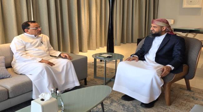 عضو مجلس القيادة المحرّمي يطلع على خطط تطوير 