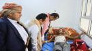 قيادات من مجلس الشورى والسلطة المحلية بمأرب يتفقدون الجرحى والمرضى ويشاركونهم فرحة العيد...