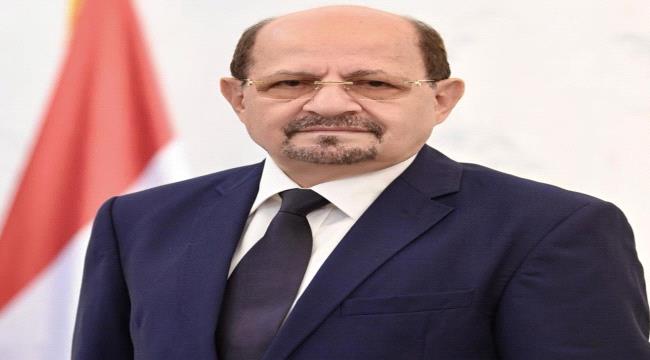 ​رئيس الوزراء يتابع أوضاع الحجاج اليمنيين ويؤكد على تقديم أفضل الخدمات والرعاية لهم ...