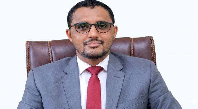 وزير الدولة وليد القديمي يعزي في وفاة الرئيس السابق عبدربه منصور هادي ...