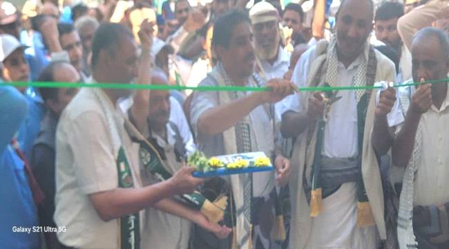 الحوثيون يدفعون بأبناء الحديدة إلى محارق الموت.. ثم يخلّدونهم بمعارض الصور والمقابر..