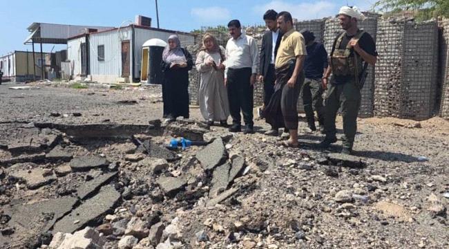 لجنة حقوقية تحقق في قصف مجمع معاشيق وتوثق مقتل 5 وإصابة 16 آخرين ...