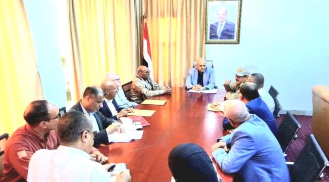 اللجنة العليا للطوارئ بتعز تناقش المستجدات ومستوى الجاهزية العسكرية والأمنية ...
